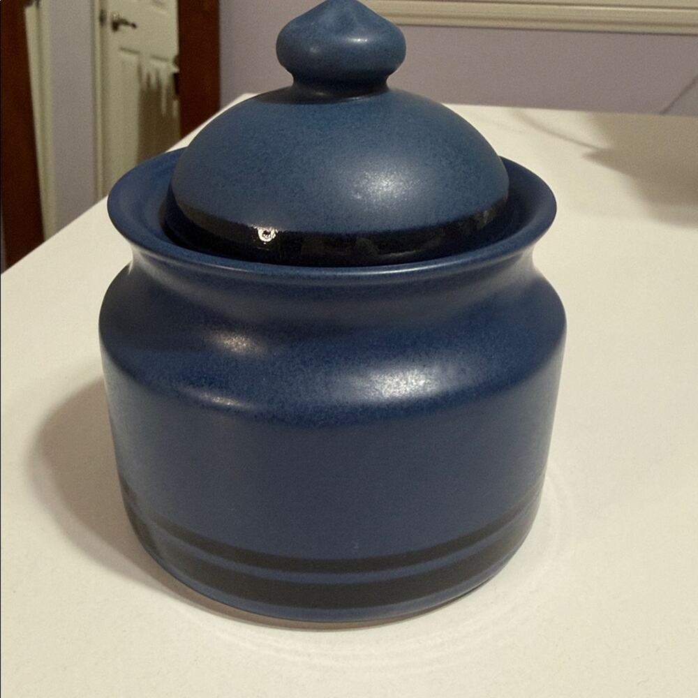Pfaltzgraff Blue with Black Stripes Morning Light Covered Sugar Bowl